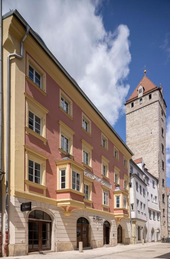 Altstadthotel Der Patrizier Regensburg Kültér fotó