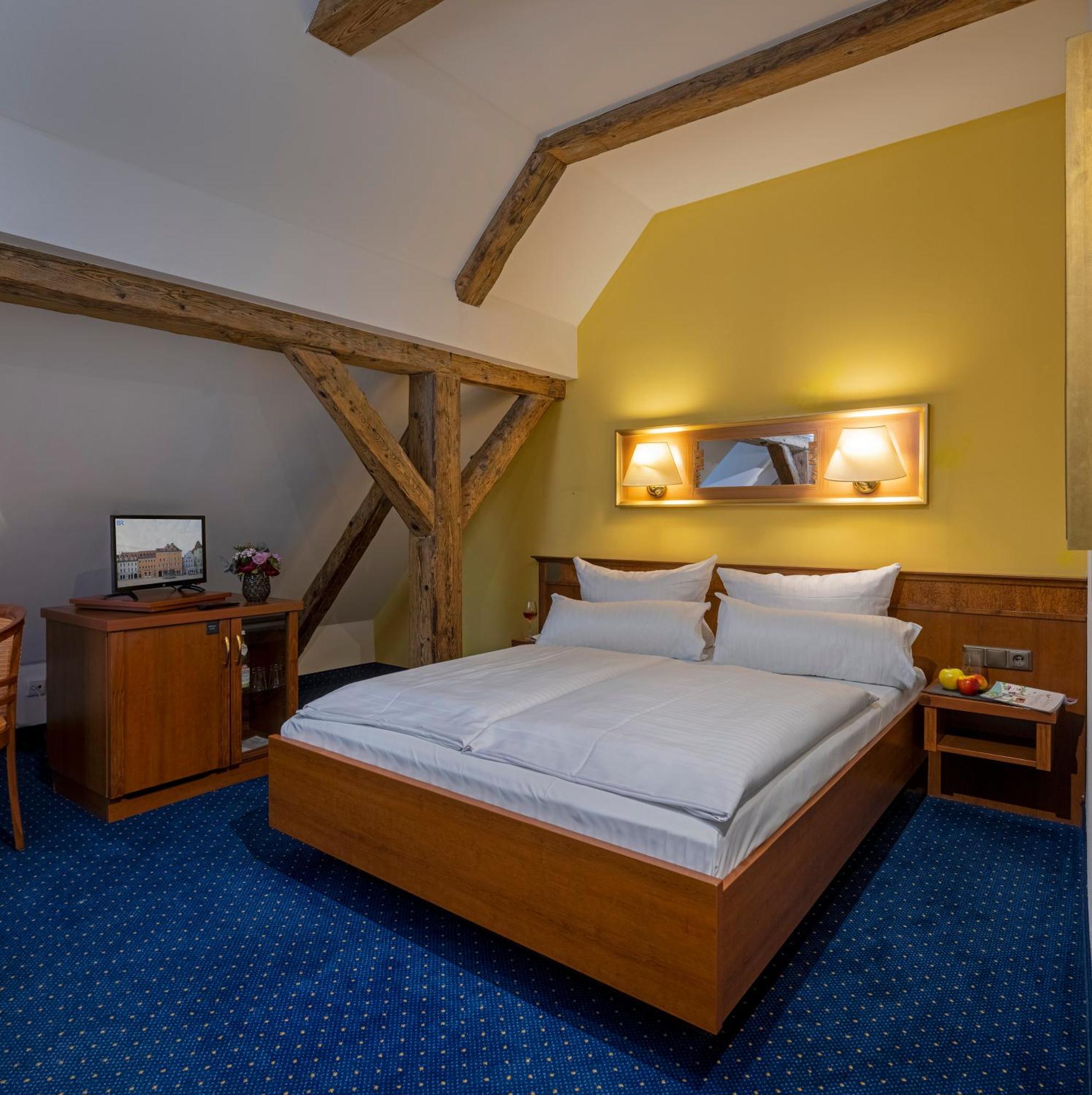 Altstadthotel Der Patrizier Regensburg Kültér fotó